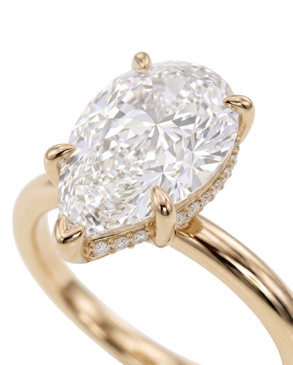 The Lina Halo | Pear Cut | 14K Yellow Gold