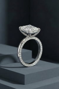 The Célia Pavé | Radiant Cut