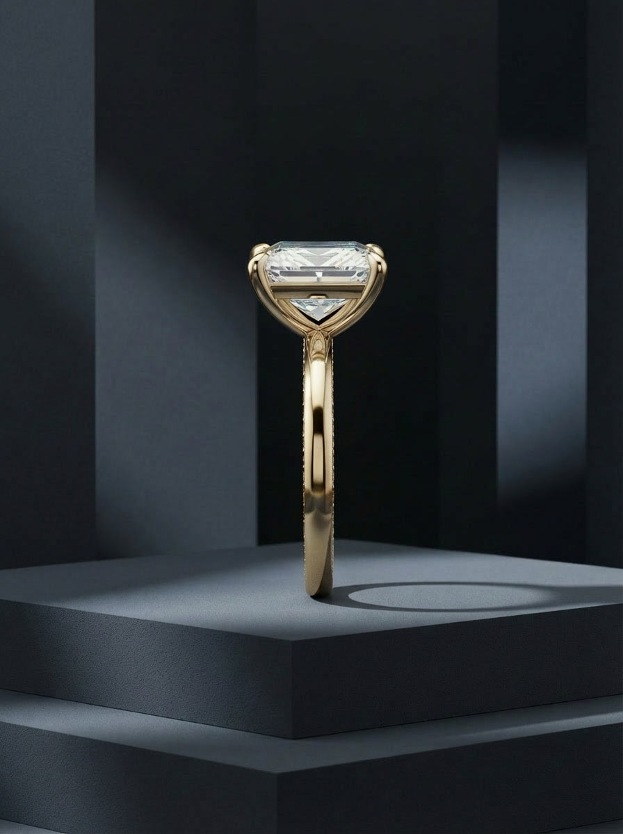 The Célia Pavé | Radiant Cut