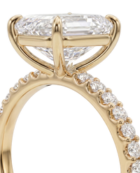 The Lina Signature | Emerald Cut | 14K Yellow Gold