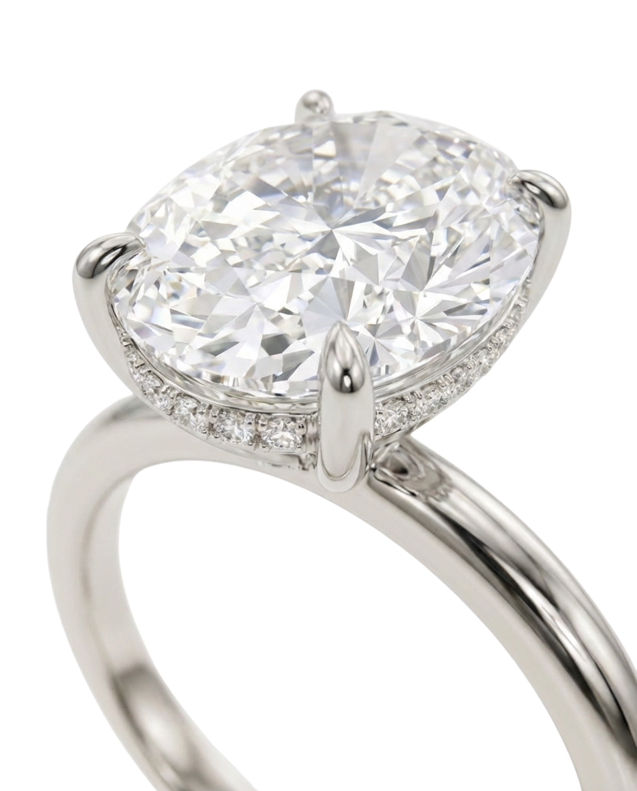 The Lina Halo | Oval Cut | 14K White Gold
