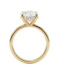 The Lina Halo | Oval Cut | 14K Yellow Gold