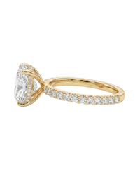 The Lina Signature | Oval Cut | 14K Yellow Gold