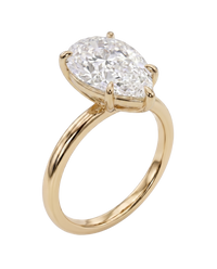 The Lina Solitaire | Pear Cut | 14K Yellow Gold