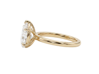 The Lina Solitaire | Pear Cut | 14K Yellow Gold