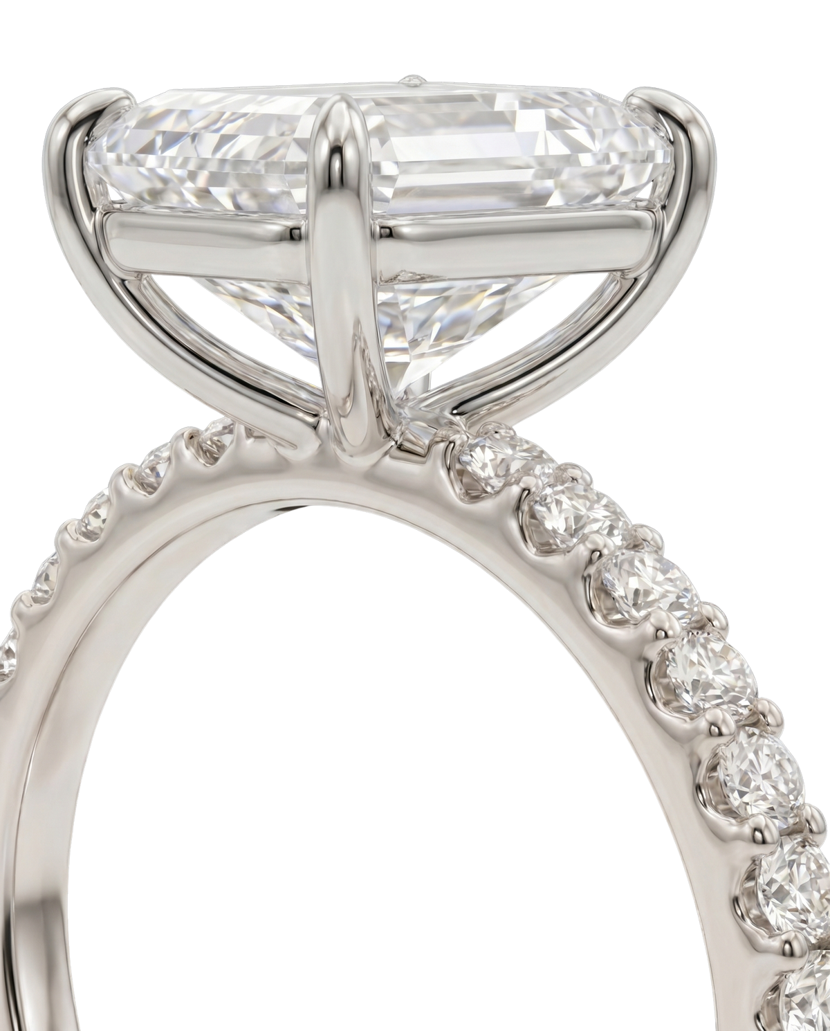 The Lina Signature | Emerald Cut | 14K White Gold