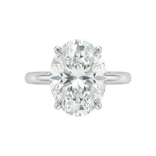 The Lina Solitaire | Oval Cut | 14K White Gold