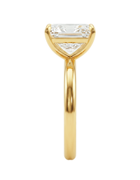 The Lina Solitaire | Radiant Cut | 14K Yellow Gold