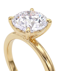 The Lina Solitaire | Round Cut | 14K Yellow Gold