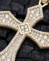 Santi Diamond Cross