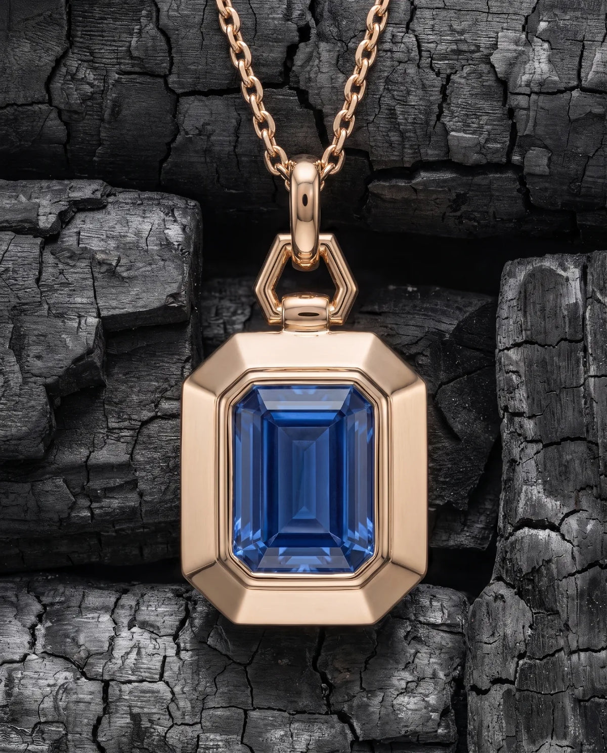 Vault Pendant