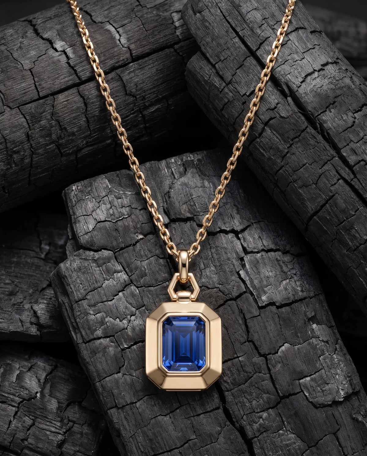 Vault Pendant