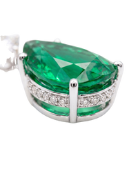 The Vela Earrings | Emerald